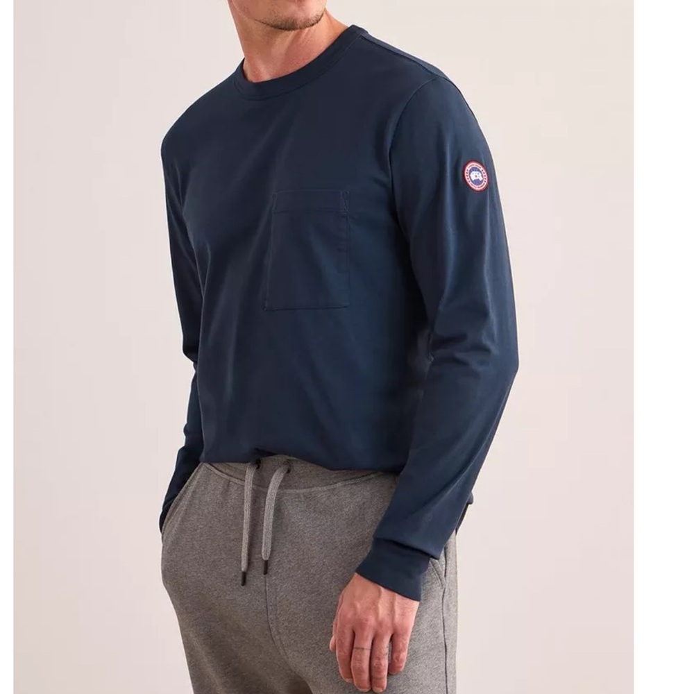 Men's Navy Long-Sleeve Pocket Tee